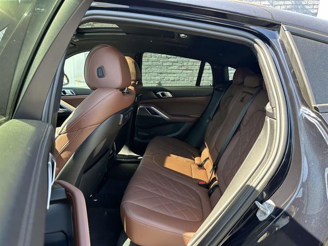 2023 BMW X6 xDrive40i xDrive40i