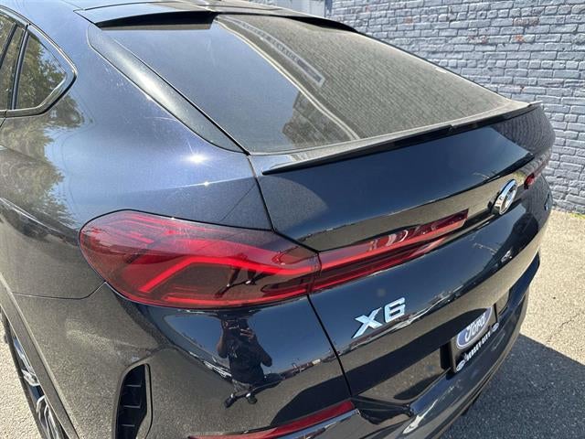 2023 BMW X6 xDrive40i xDrive40i