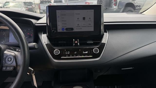 2025 Toyota Corolla LE