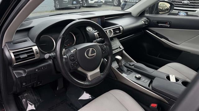 2016 Lexus IS 300 Base