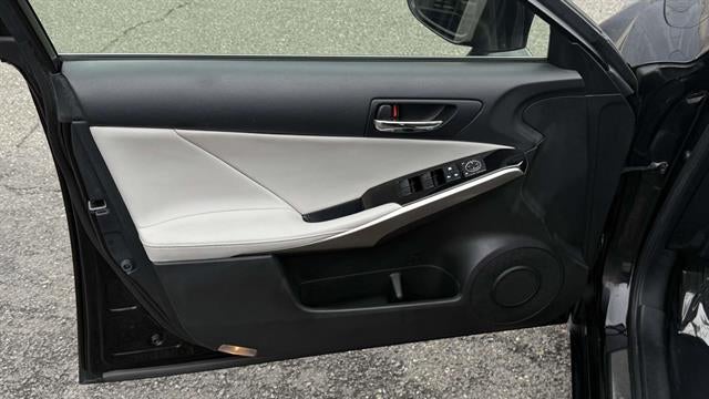 2016 Lexus IS 300 Base