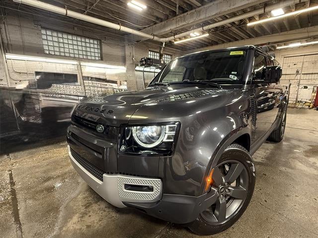 2023 Land Rover Defender 130 SE