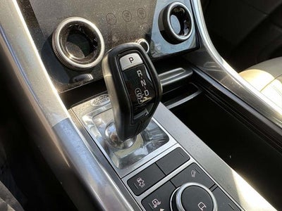 2020 Land Rover Range Rover Sport SE