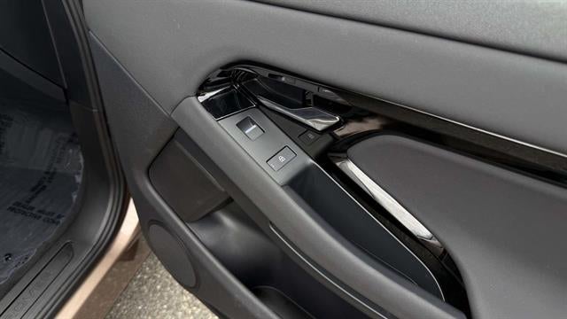 2025 Land Rover Range Rover Evoque P250 S