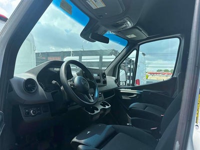 2021 Mercedes-Benz Sprinter Cargo Van 2500