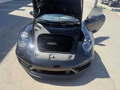2022 Porsche 911 Carrera 4 GTS