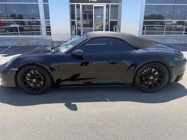 2022 Porsche 911 Carrera 4 GTS