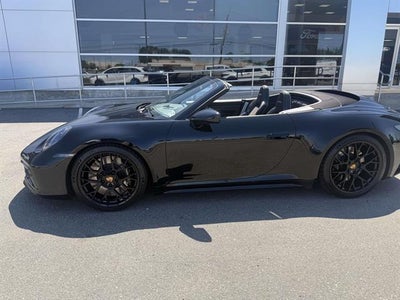 2022 Porsche 911 Carrera 4 GTS