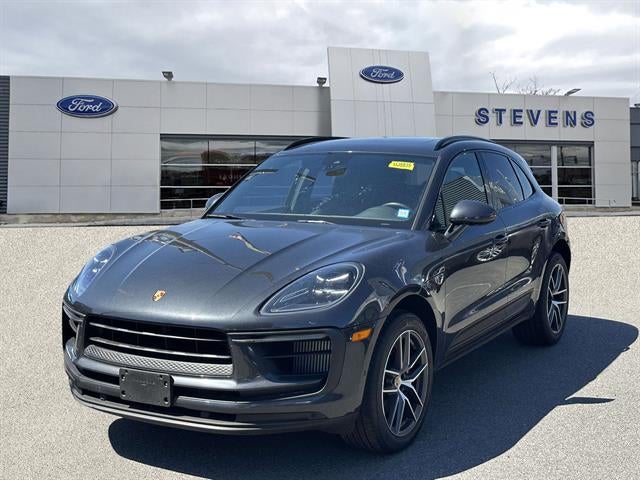 2022 Porsche Macan S
