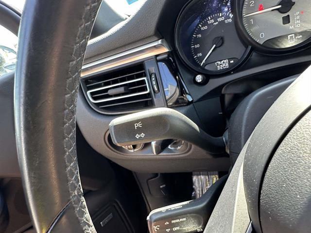 2022 Porsche Macan S