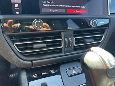 2022 Porsche Macan S