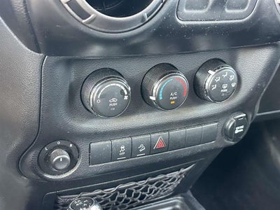 2013 Jeep WRANGLER 4x4 Sport 2dr SUV