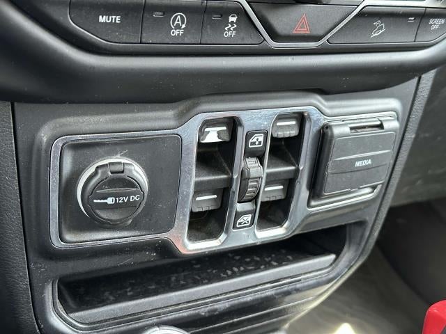 2021 Jeep Wrangler Sahara Altitude