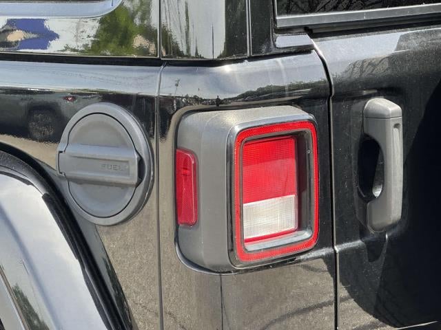 2021 Jeep Wrangler Sahara Altitude