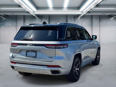 2022 Jeep Grand Cherokee Summit Reserve