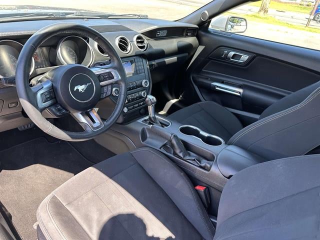 2020 Ford Mustang EcoBoost