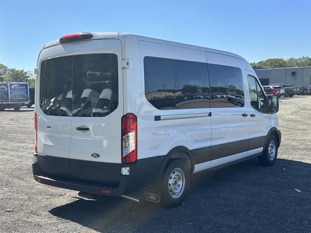 2027 Ford Transit Passenger Wagon XL