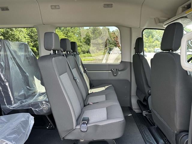 2026 Ford Transit Passenger Wagon XL