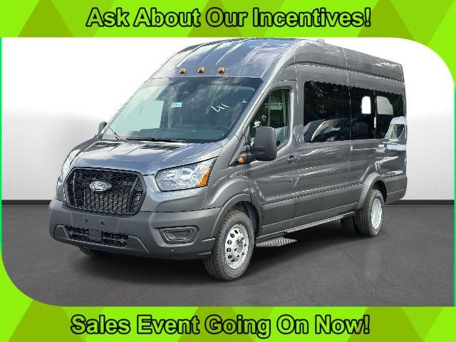 2027 Ford Transit Passenger Wagon XL