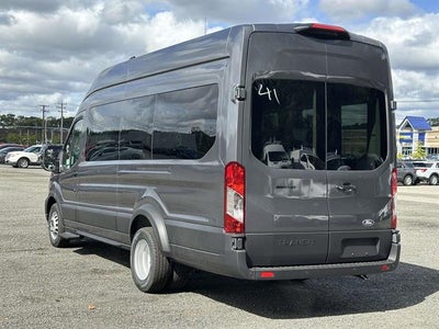 2027 Ford Transit Passenger Wagon XL