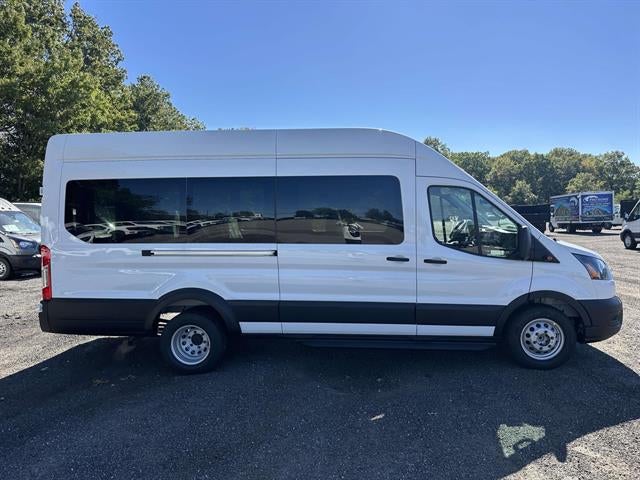 2027 Ford Transit Passenger Wagon XL