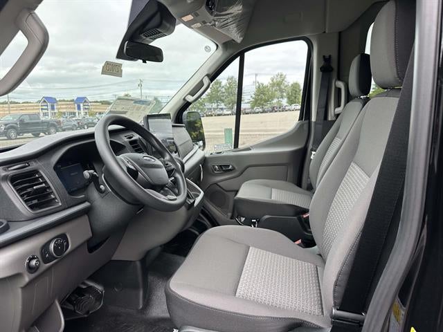 2027 Ford Transit Passenger Wagon XL
