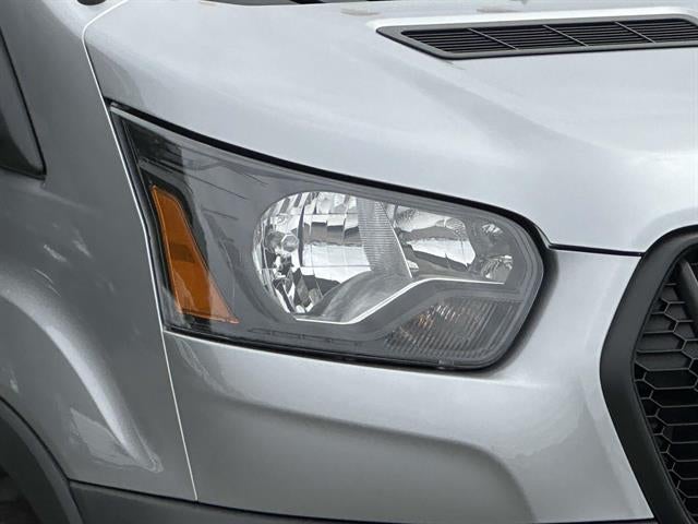 2027 Ford Transit Passenger Wagon XL