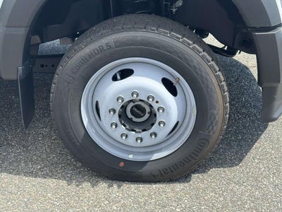 2025 Ford Super Duty F-550 DRW XL