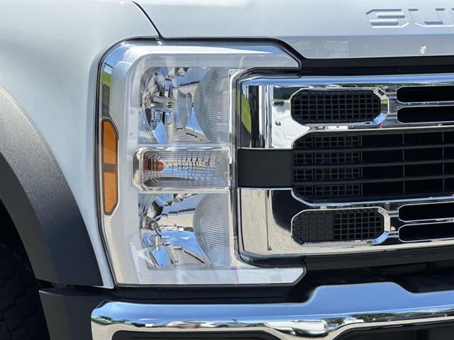 2026 Ford Super Duty F-550 DRW XL