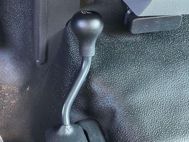 2014 Ford Super Duty F-550 DRW 4X4 2dr Regular Cab 140.8-200.8 in. WB