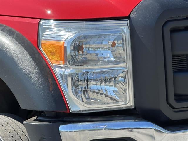 2014 Ford Super Duty F-550 DRW 4X4 2dr Regular Cab 140.8-200.8 in. WB