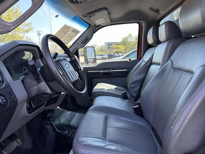 2014 Ford Super Duty F-550 DRW 4X4 2dr Regular Cab 140.8-200.8 in. WB