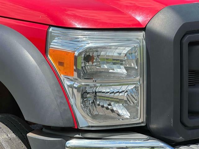 2014 Ford Super Duty F-550 DRW 4X4 2dr Regular Cab 140.8-200.8 in. WB