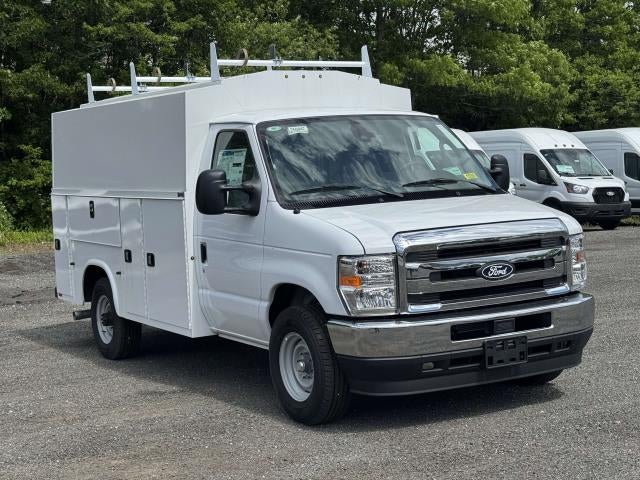 2026 Ford E-Series Cutaway E-350 SRW 138" WB