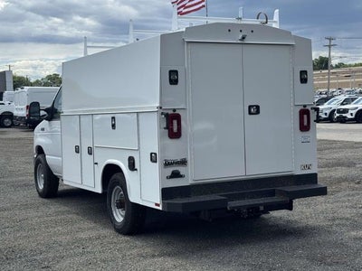 2026 Ford E-Series Cutaway E-350 SRW 138" WB