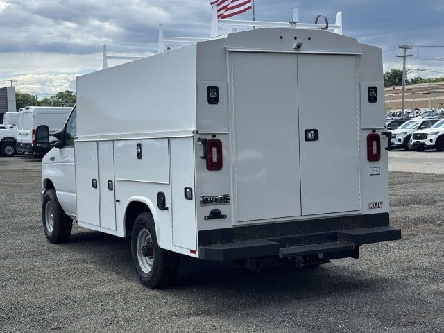 2026 Ford E-Series Cutaway E-350 SRW 138" WB