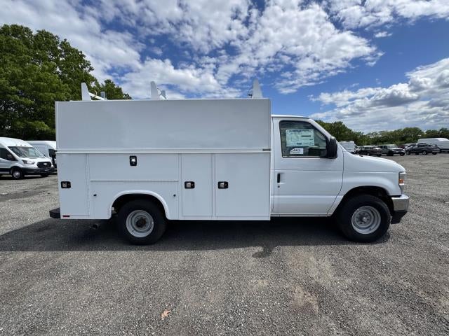 2026 Ford E-Series Cutaway E-350 SRW 138" WB