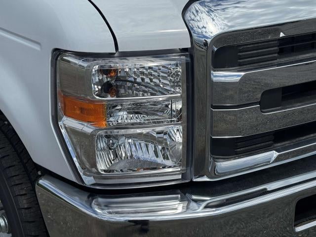 2026 Ford E-Series Cutaway E-350 SRW 138" WB