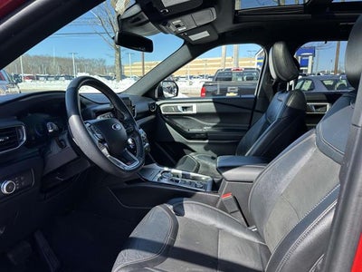 2022 Ford Explorer ST