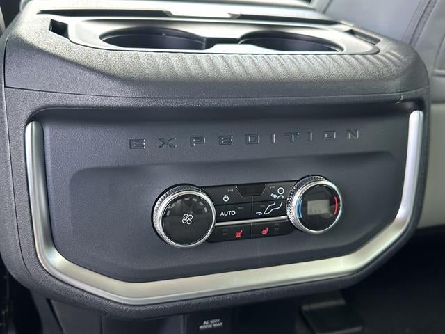 2027 Ford Expedition Max PLATINUM 4X4