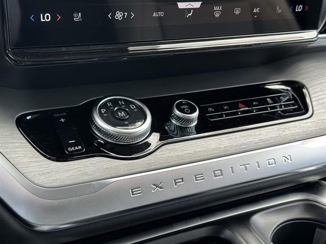 2027 Ford Expedition Max PLATINUM 4X4