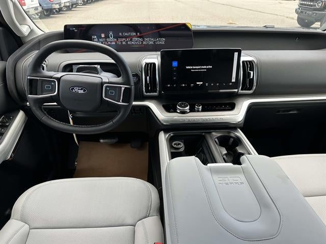 2027 Ford Expedition 4DR 4WD PLATINUM