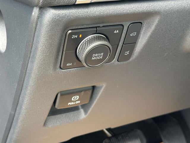 2027 Ford Expedition 4DR 4WD PLATINUM