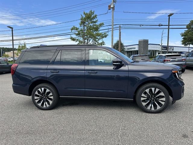 2027 Ford Expedition 4DR 4WD PLATINUM