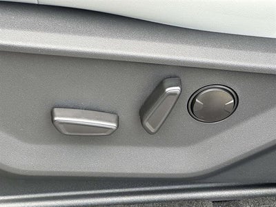 2027 Ford Expedition 4DR 4WD PLATINUM