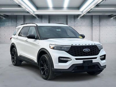2022 Ford Explorer ST-Line