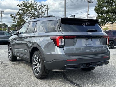 2027 Ford Explorer ST-Line