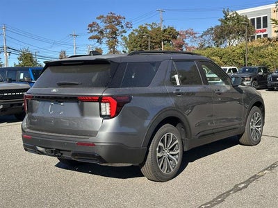 2027 Ford Explorer ST-Line