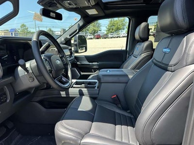 2026 Ford Super Duty F-250 SRW Platinum