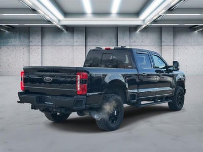 2024 Ford Super Duty F-350 SRW Lariat